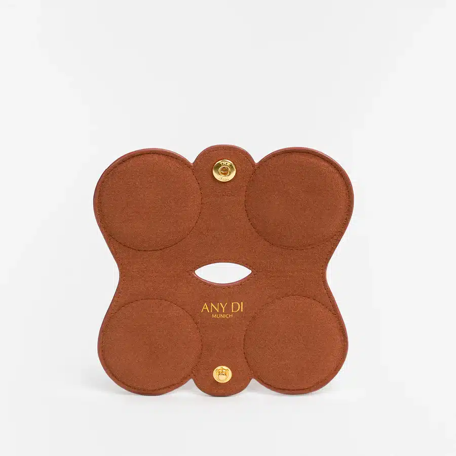 Complemento original Funda de Gafas de Cuero Vegano Any Di – Croc Cognac unike accesorio mujer vitoria Complemento original Funda de Gafas de Cuero Vegano Any Di - Croc Cognac unike accesorio mujer vitoria